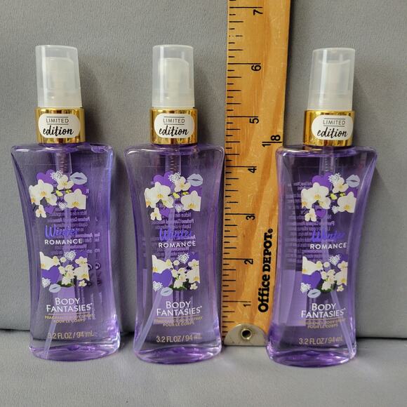 Lot of 3 Body Fantasies Winter Romance Body Spray 3.2oz Limited Edition New - Picture 2 of 6